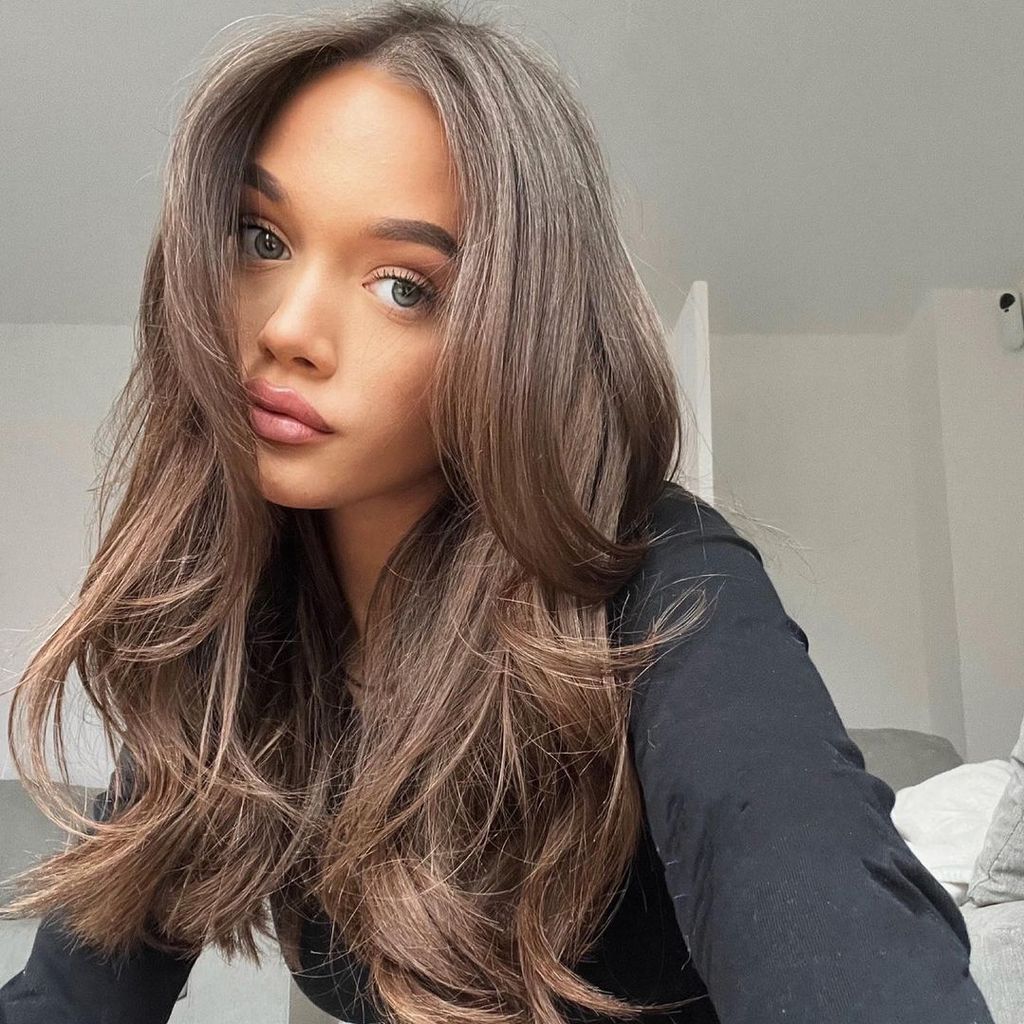 Phoebe Tomlinson, Influencerin
