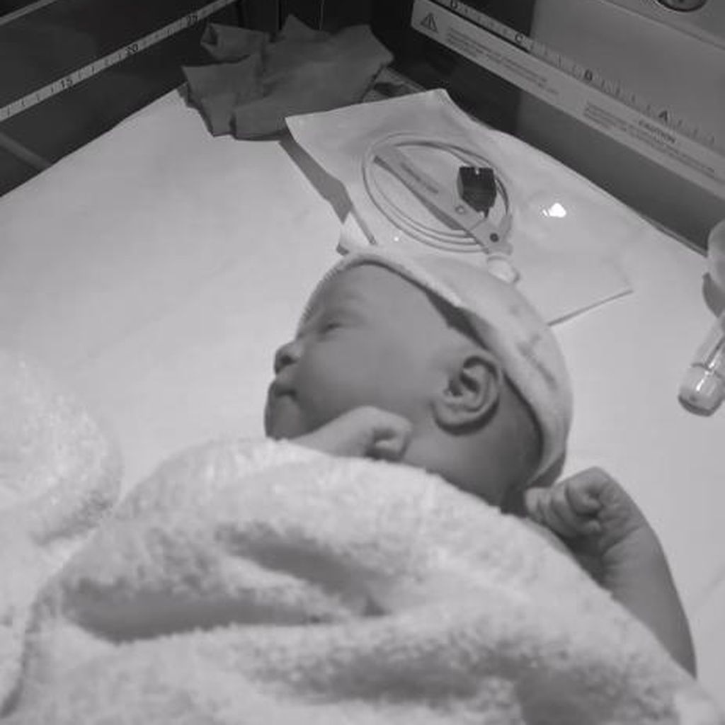 Phoebe Tomlisons Baby Olive