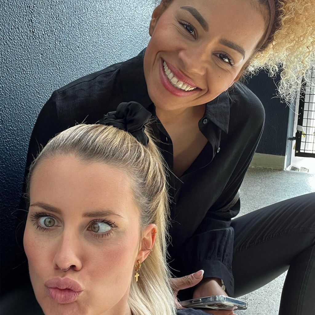 Pia Tillmann und Diana Schneider