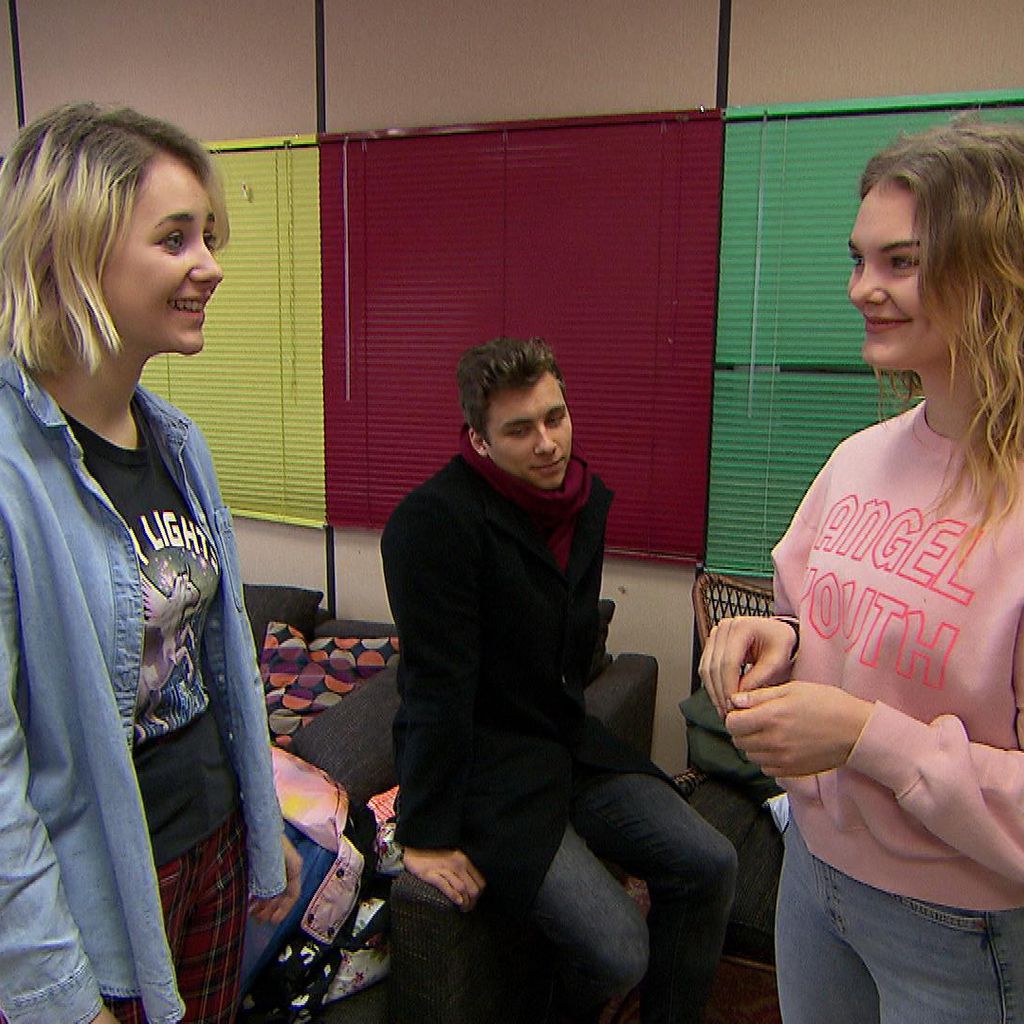 Pia Trümper, Tim Karbowski und Laura Hink bei "Berlin - Tag & Nacht"