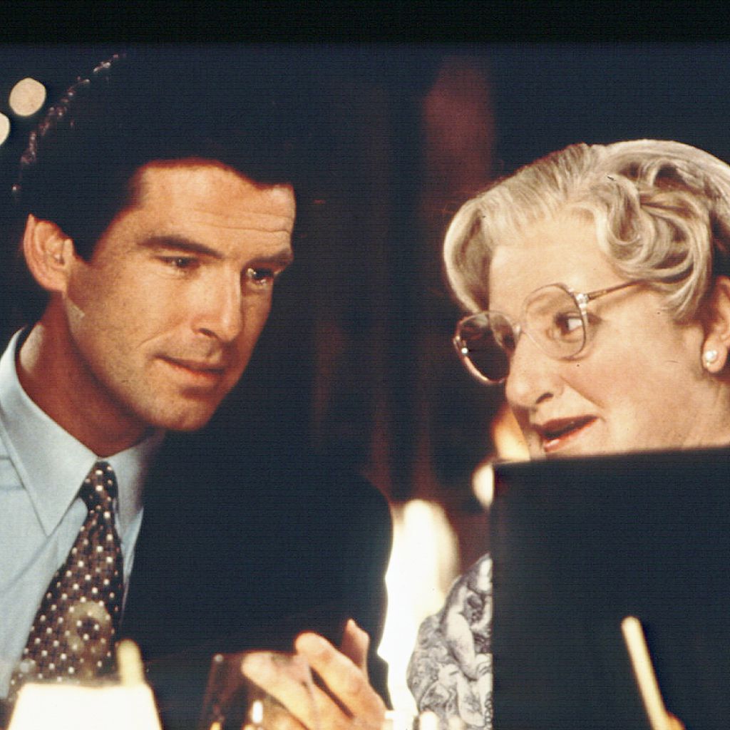 Pierce Brosnan und Robin Williams in "Mrs. Doubtfire"