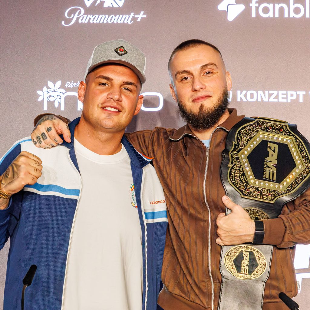 Pietro Lombardi und Eugen Lopez bei der Pressekonferenz zum Promi-Boxen Fame Fighting 3 in Essen