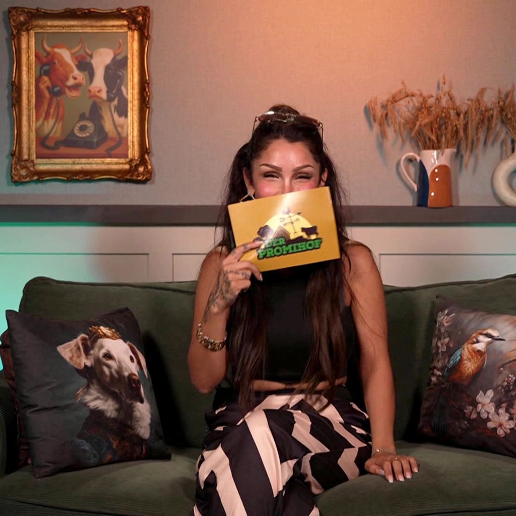 Pinar Sevim in "Der Promihof"