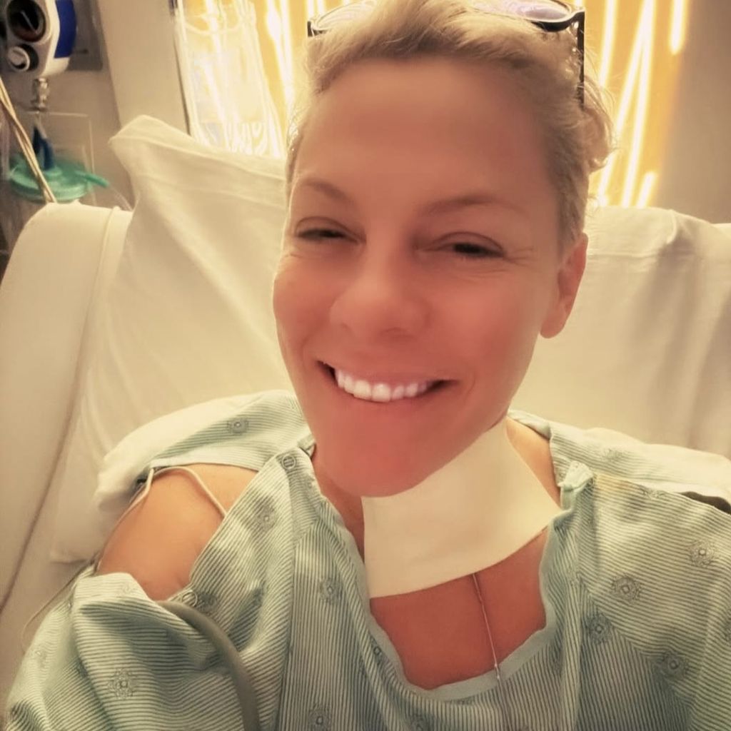 Pink im Krankenhaus an Silvester bei Instagram