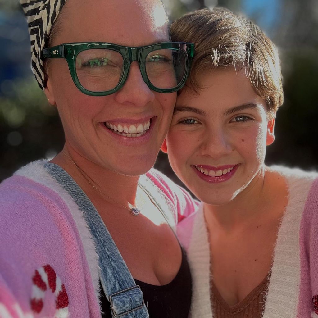 Pink und Willow, Dezember 2024