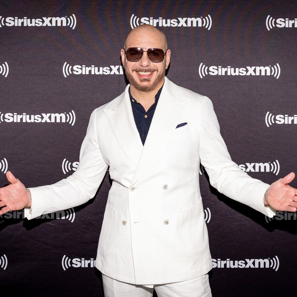 Pitbull, Mai 2023