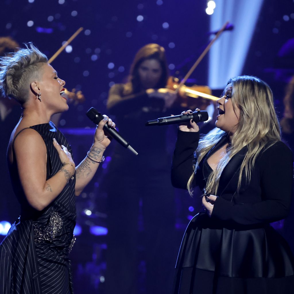 P!nk und Kelly Clarkson performen bei den iHeartRadio Music Awards 2023 im Dolby Theatre in Los Angeles