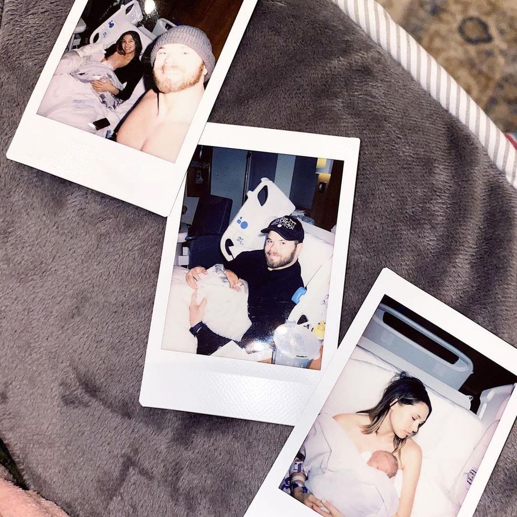 Kellan und Brittany Lynn Lutz mit ihrem Baby