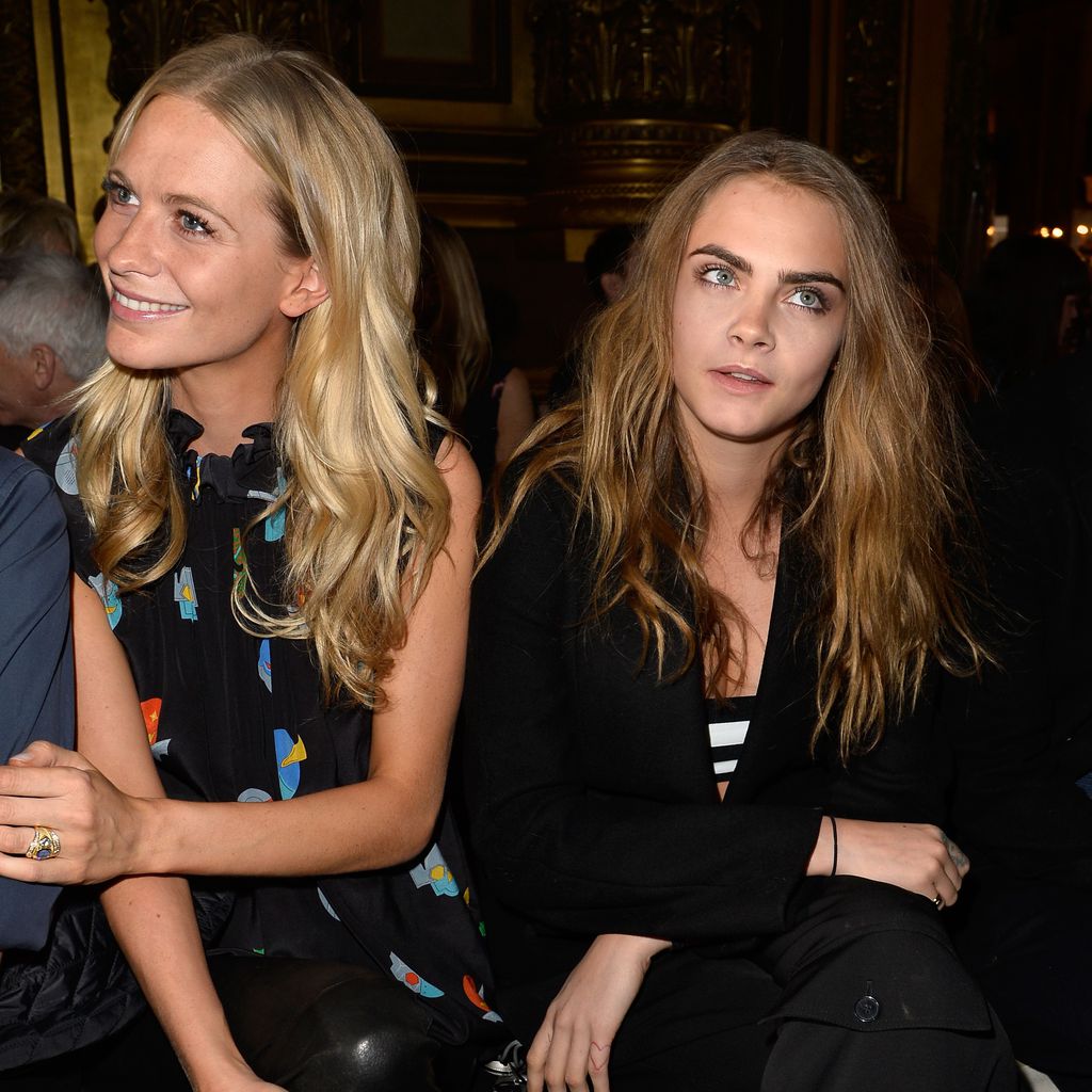 Poppy und Cara Delevingne im März 2015