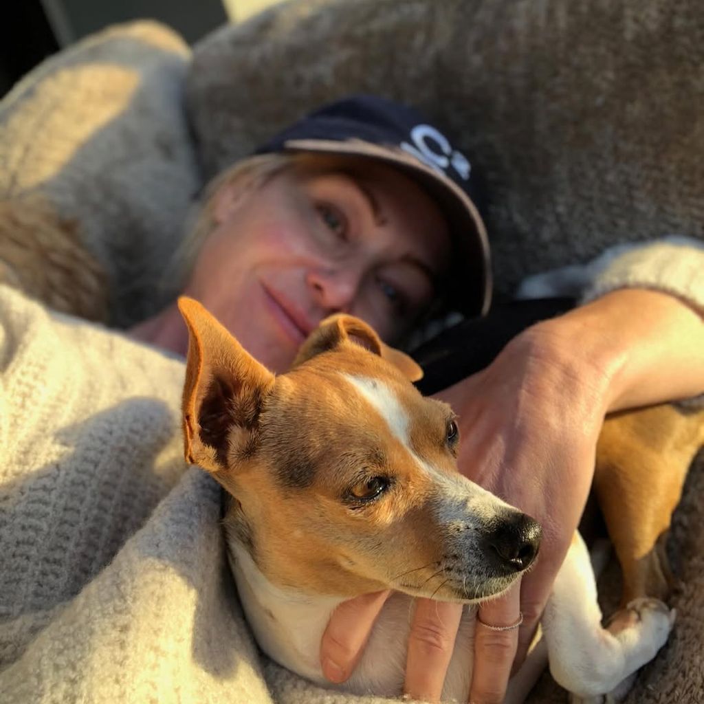 Portia de Rossi mit ihrem Hund Augie