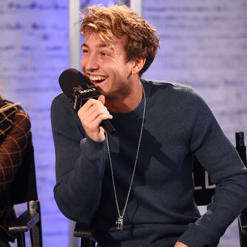 Sam Thompson bei einem Live-Interview in London