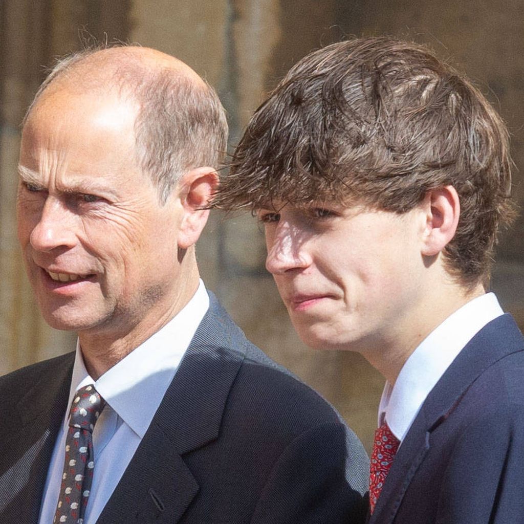 Ankunft zur Osterandacht in Windsor: Prince Edward, Duke of Edinburgh, mit James, Earl of Wessex