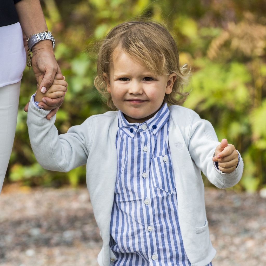 Prinz Alexander von Schweden beim Aussichtspunkt des Nynäs Naturreservats