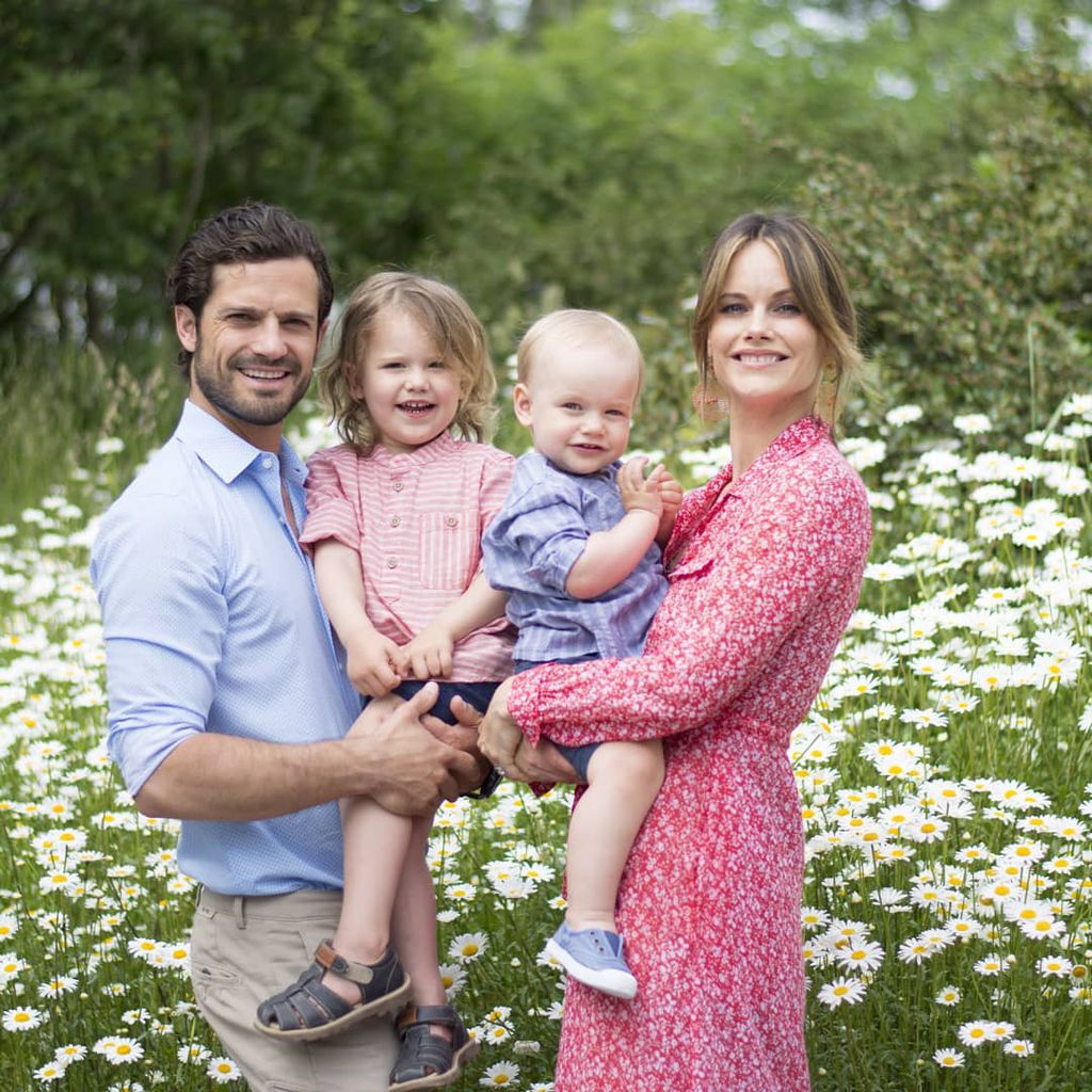 Prinz Carl Philip und Sofia mit den Prinzen Alexander und Gabriel