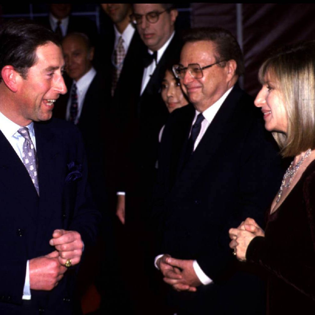Prinz Charles und Barbra Streisand nach einem Konzert im April 1994