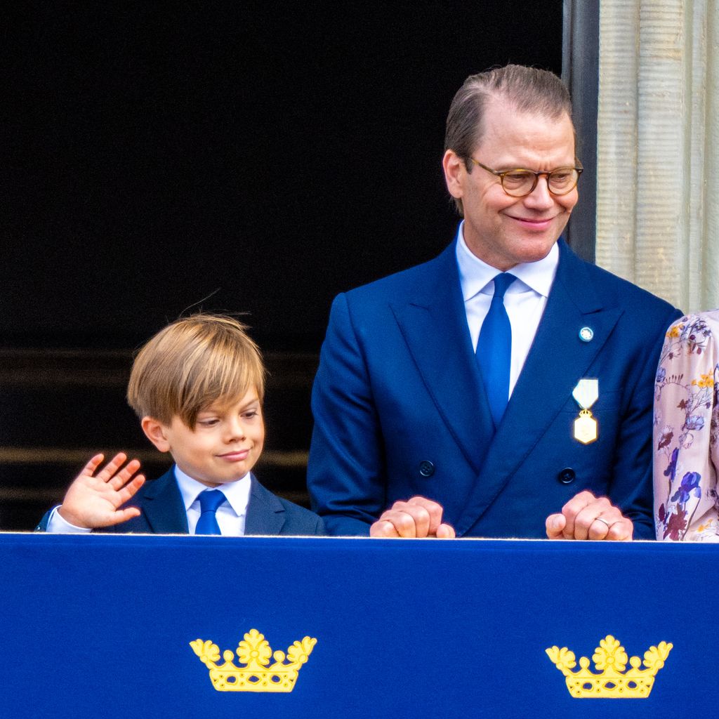 Prinz Daniel und Prinzessin Victoria von Schweden mit ihrem Sohn Oscar