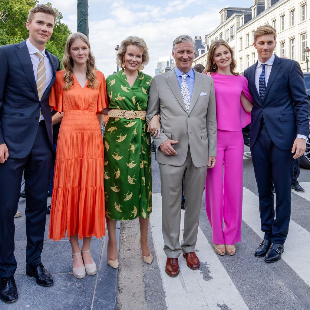 Königin Mathilde und König Philippe mit ihren Kindern Gabriel, Eléonore,  Elisabeth und Emmanuel