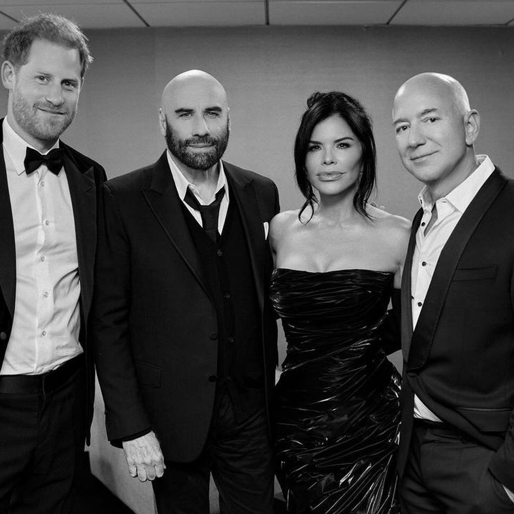 Prinz Harry, John Travolta, Lauren Sánchez und Jeff Bezos