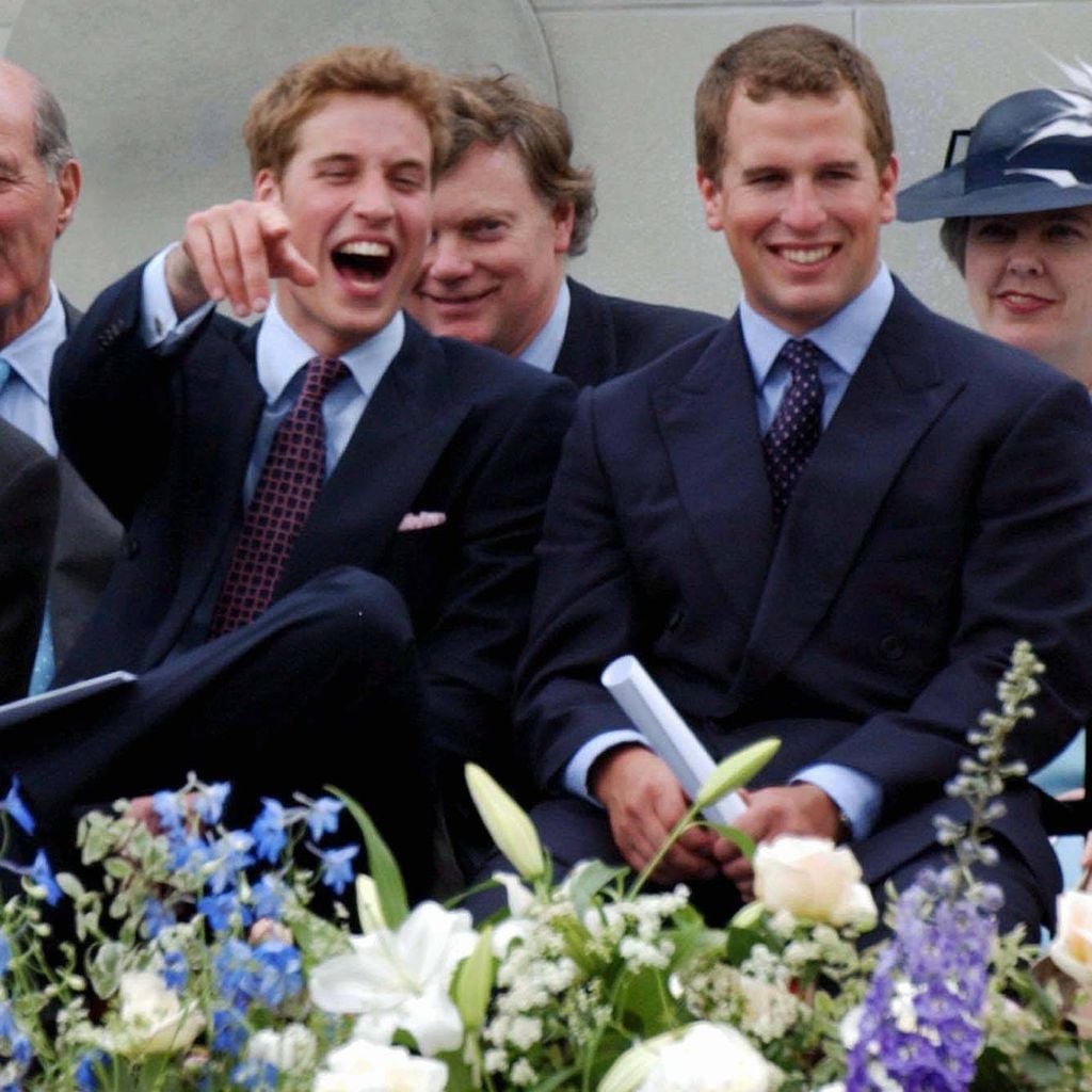 Prinz Harry, Prinz William und Peter Phillips bei der Parade zum Goldenen Thronjubiläum der Queen 2002
