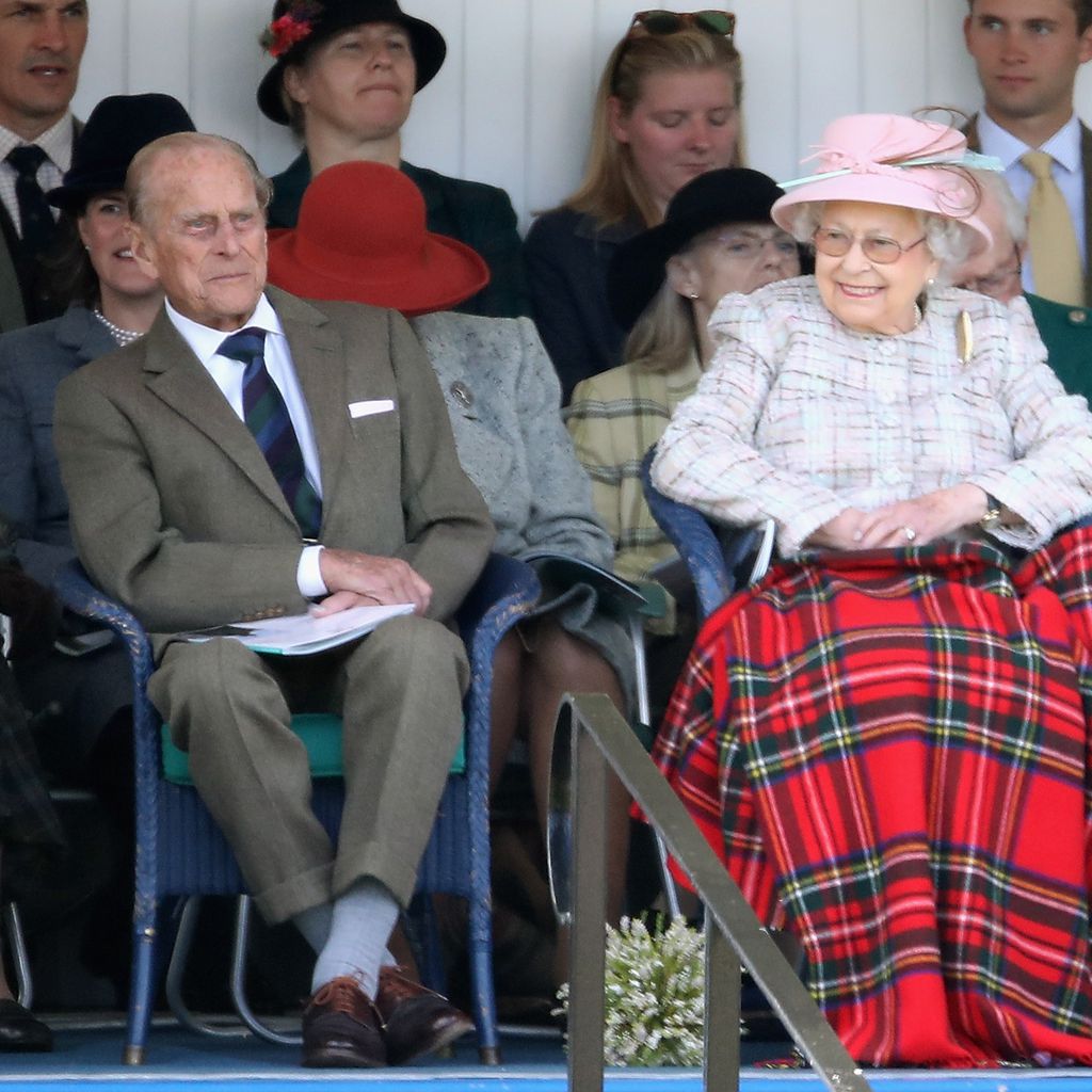 Prinz Philip, Queen Elizabeth II. und Prinz Charles in Schottland, September 2002