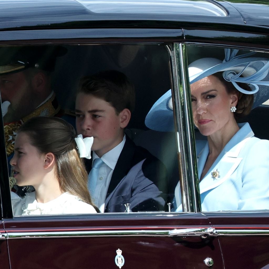 Prinz William, Prinzessin Charlotte, Prinz George und Catherine, Princess of Wales bei Trooping the Colour in London