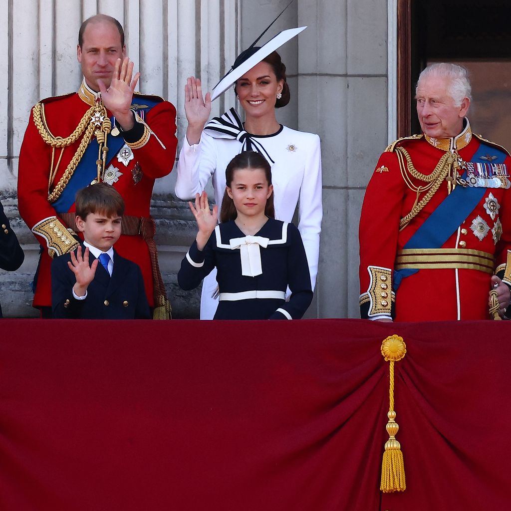 Prinz William und Prinzessin Kate mit ihren Kindern und König Charles III., Juni 2024