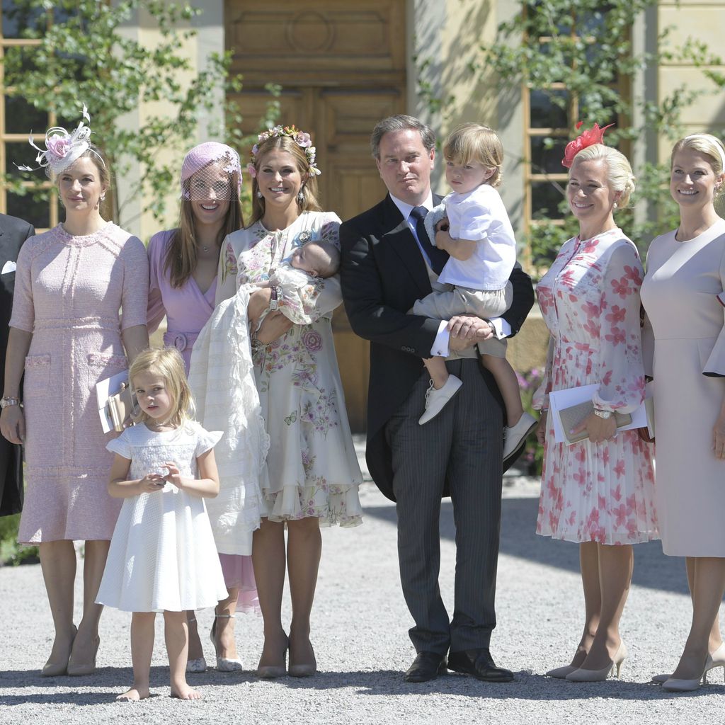 Prinzessin Adrienne mit ihren Eltern, Geschwistern und Taufpaten
