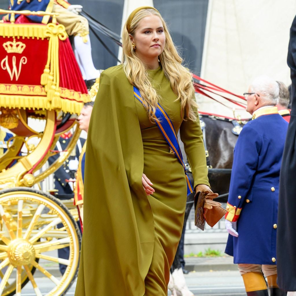 Prinzessin Amalia bei ihrer Ankunft beim Prinsjesdag am Königlichen Theater in Den Haag