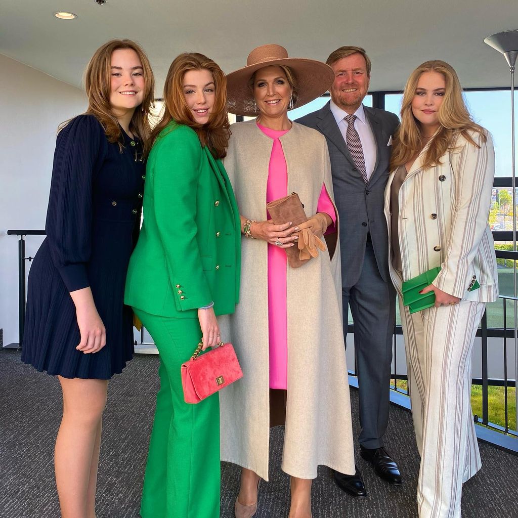 Ariane, Alexia, Königin Máxima, König Willem-Alexander und Catharina-Amalia der Niederlande
