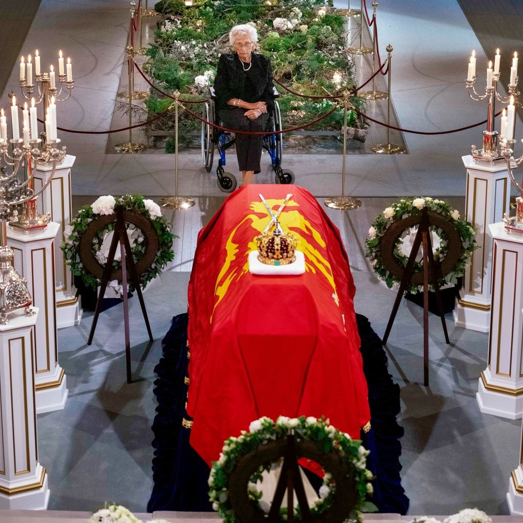 Prinzessin Astrid nimmt Abschied von König Harald V., September 2026