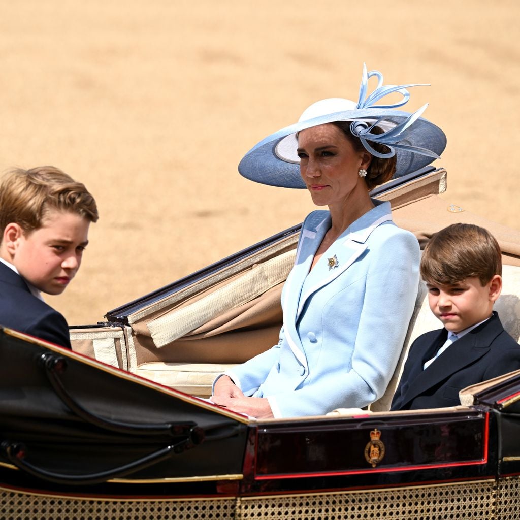 Prinzessin Charlotte, Prinz George, Prinzessin Kate und Prinz Louis bei Trooping the Colour in London