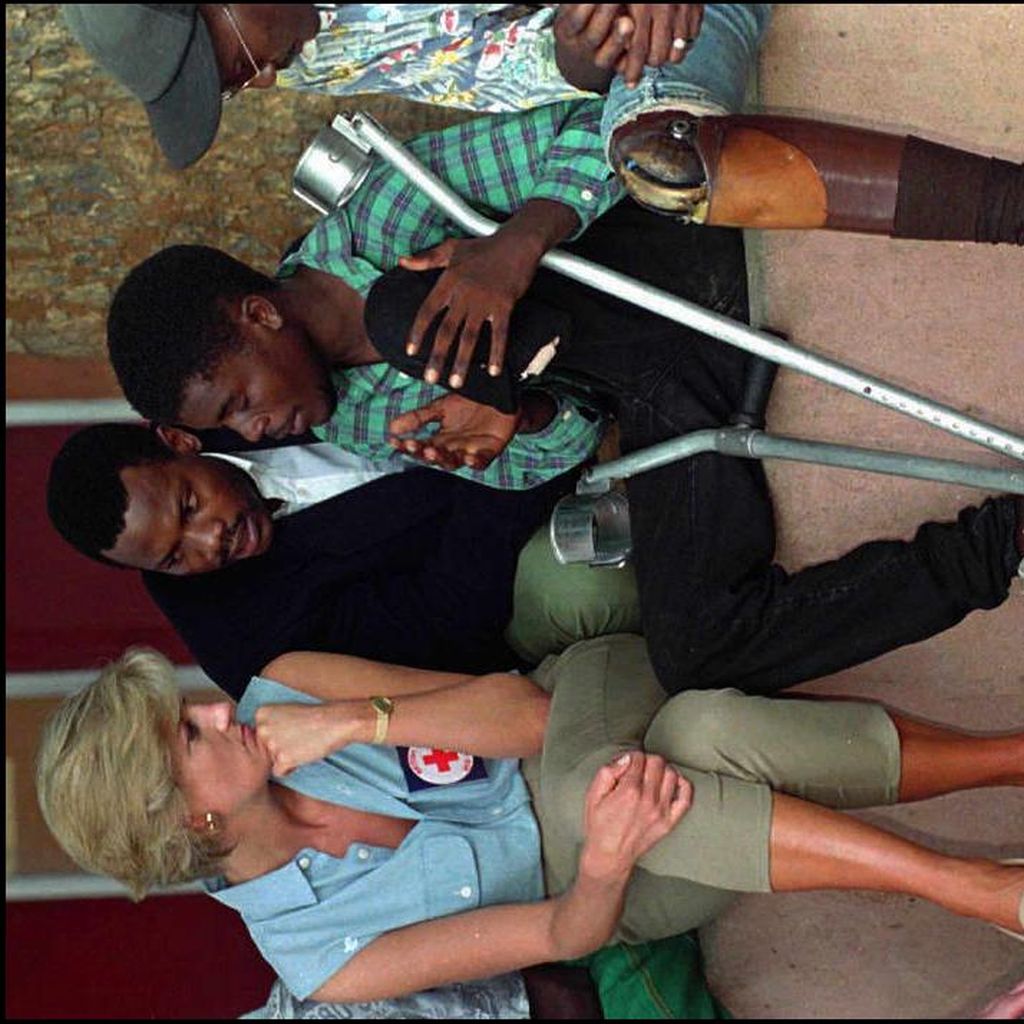 Prinzessin Diana im Einsatz für das Internationale Rote Kreuz in Angola