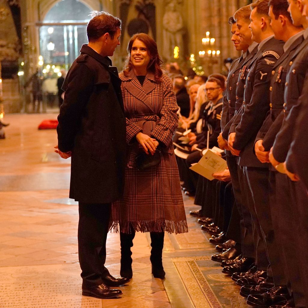 Prinzessin Eugenie mit ihrem Mann Jack bei der Weihnachtsandacht in der Westminster Abbey, 2022