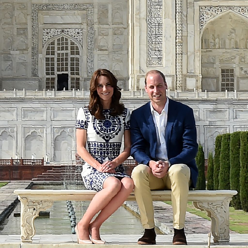 Prinzessin Kate und Prinz William vor dem Taj Mahal in Agra, 2016