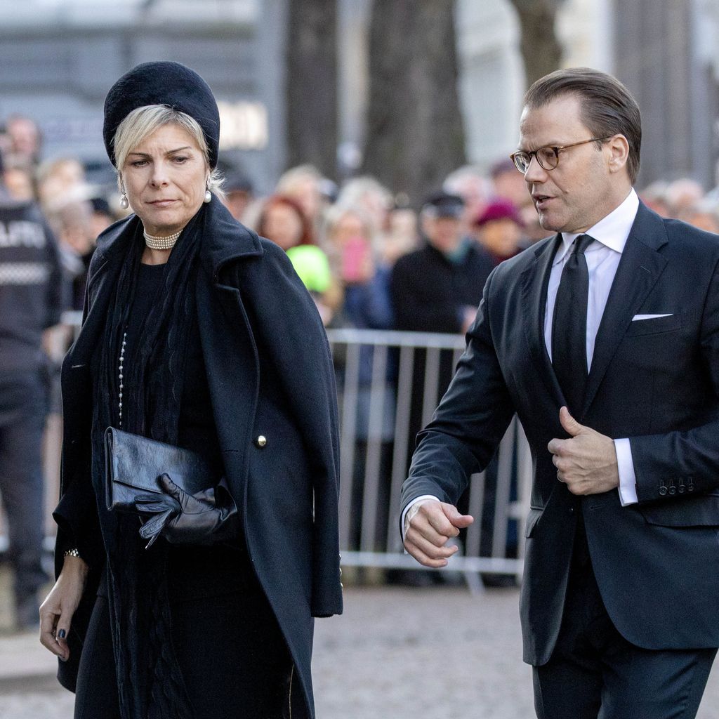 Prinzessin Laurentien der Niederlande und Prinz Daniel von Schweden auf Ari Behns Trauerfeier