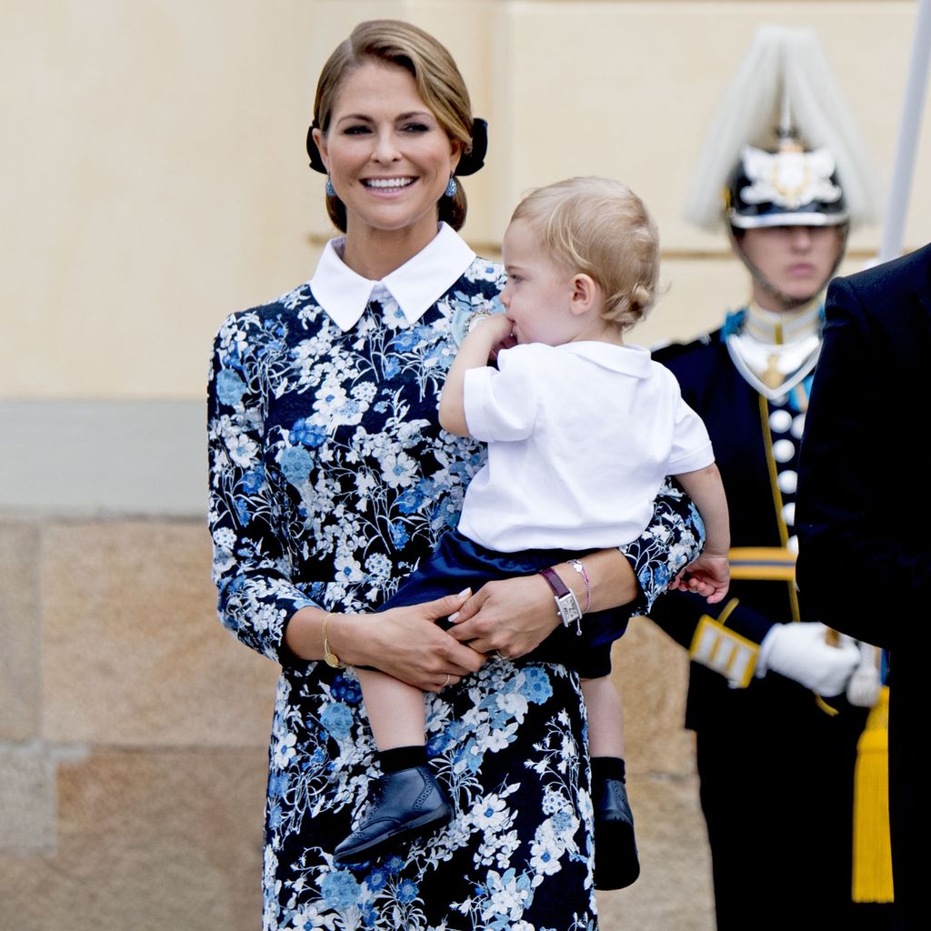 Prinzessin Madeleine mit Sohn Prinz Nicolas bei der Taufe von Prinz Alexander