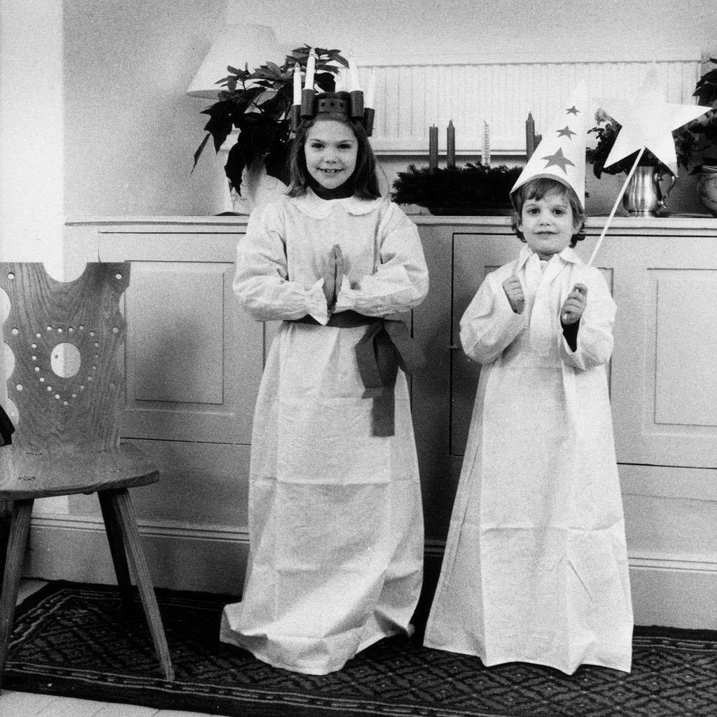 Prinzessin Madeleine und Prinz Carl Philip beim Luciafest 1984