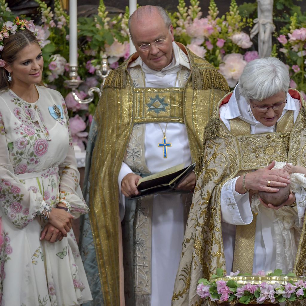 Prinzessin Madeleine und Prinzessin Adrienne bei der Taufe in der Schlosskirche Drottingholm