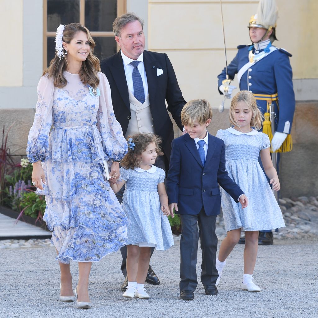 Prinzessin Madeleine von Schweden mit ihrer Familie