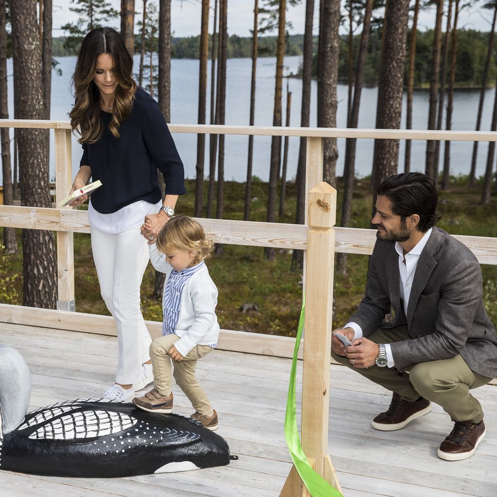 Prinzessin Sofia und Prinz Carl Philip mit ihrem Sohn Alexander im April 2018