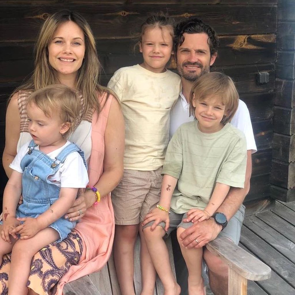 Prinzessin Sofia und Prinz Carl Philip von Schweden mit ihren Kindern Alexander, Gabriel und Julian