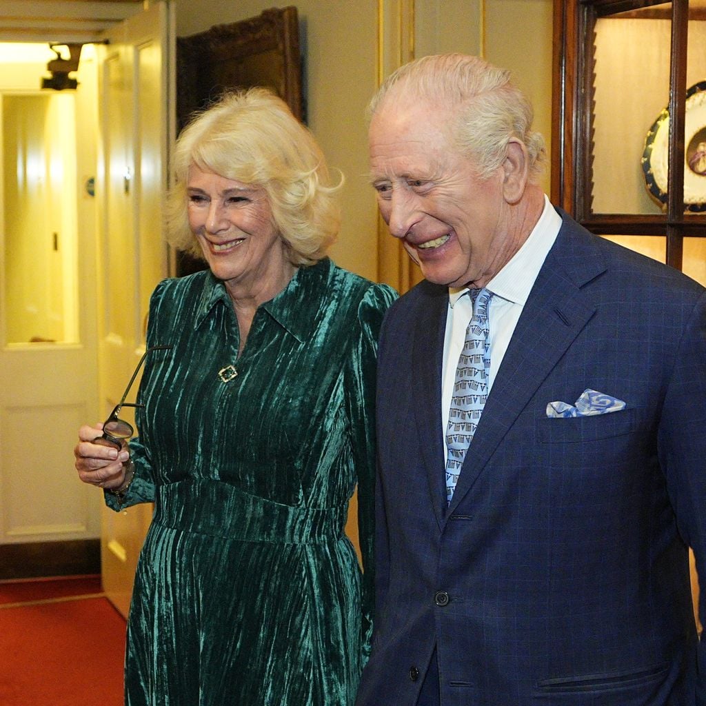 Bei der Queen’s Reading Room-Empfang: Queen Camilla und König Charles III.in Clarence House