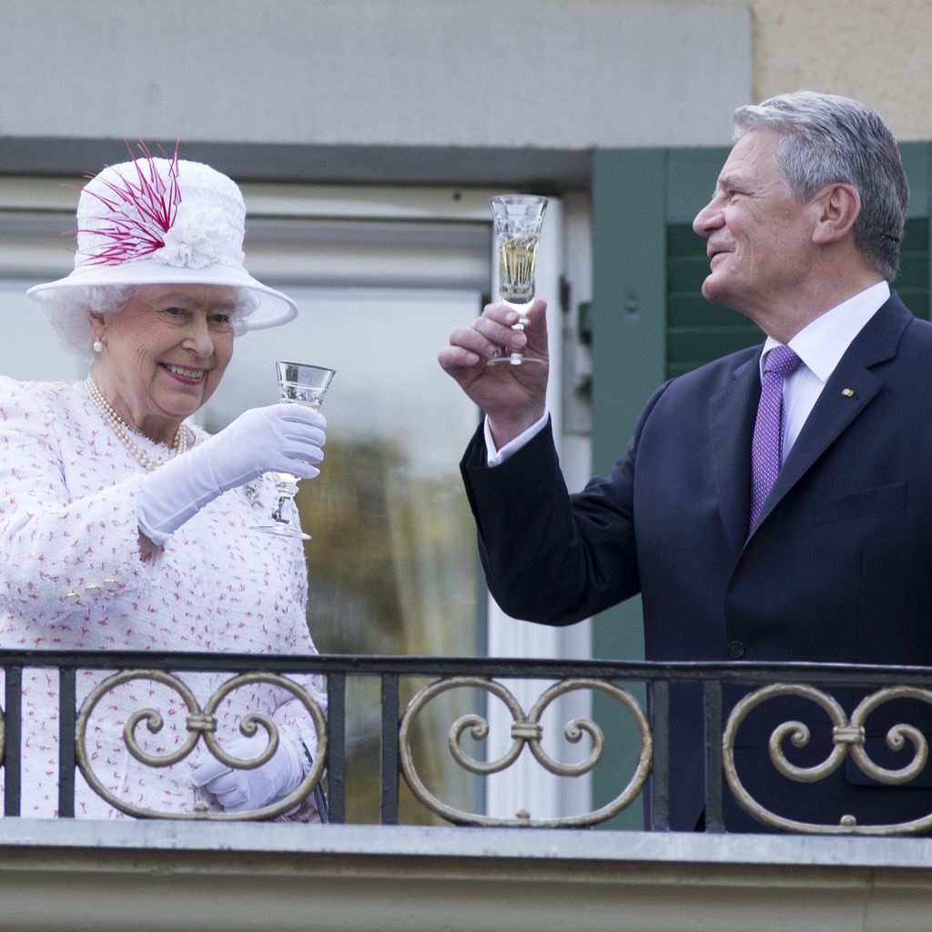 Queen Elizabeth II. und Joachim Gauck bei ihrem Staatsbesuch in Deutschland 2015