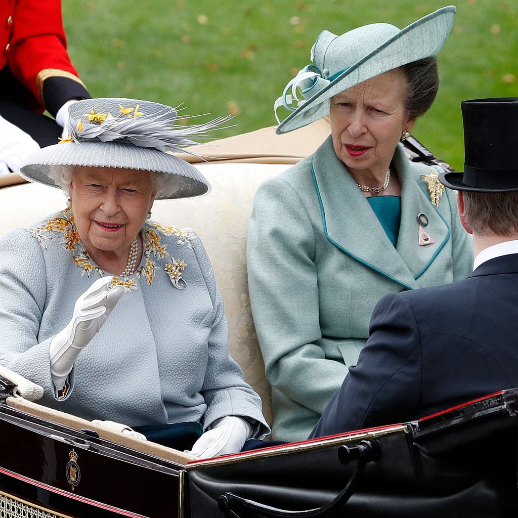 Queen Elizabeth II. und Prinzessin Anne im Juni 2019