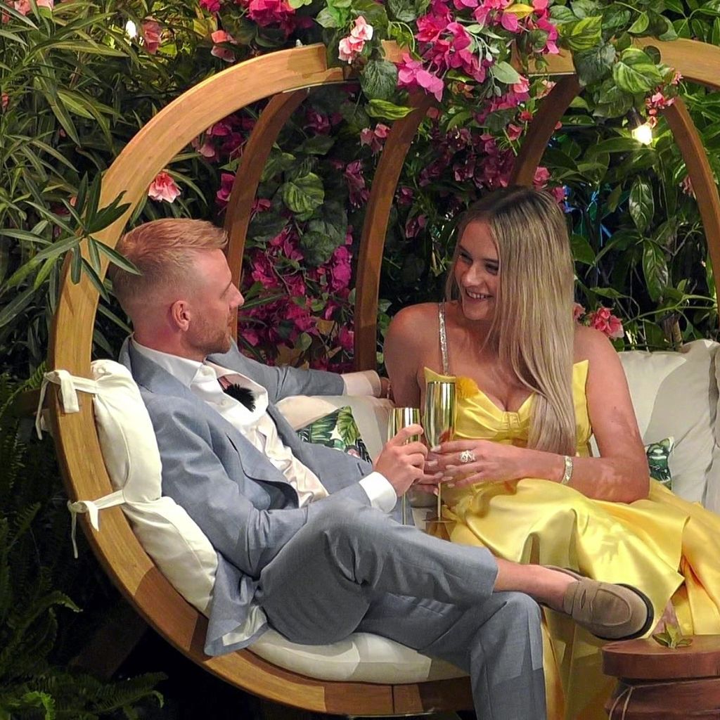 Rafael Neugart und Greta Barthel in "Love Island VIP"