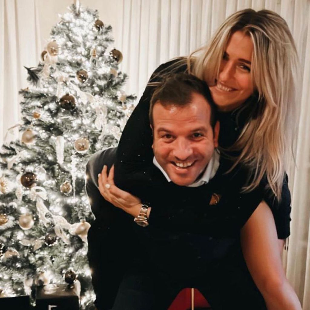 Rafael van der Vaart und seine Freundin Estavana Polman an Weihnachten