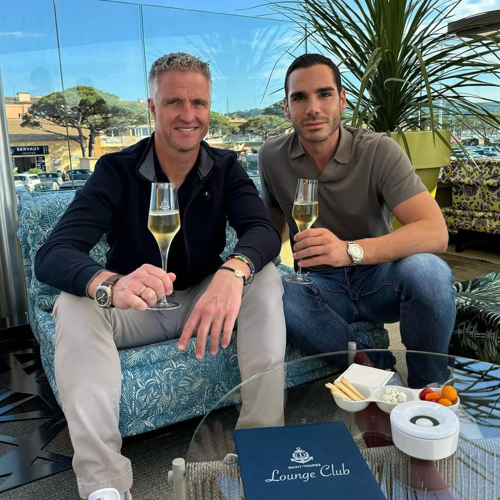 Ralf Schumacher und sein Partner Étienne im Mai 2025