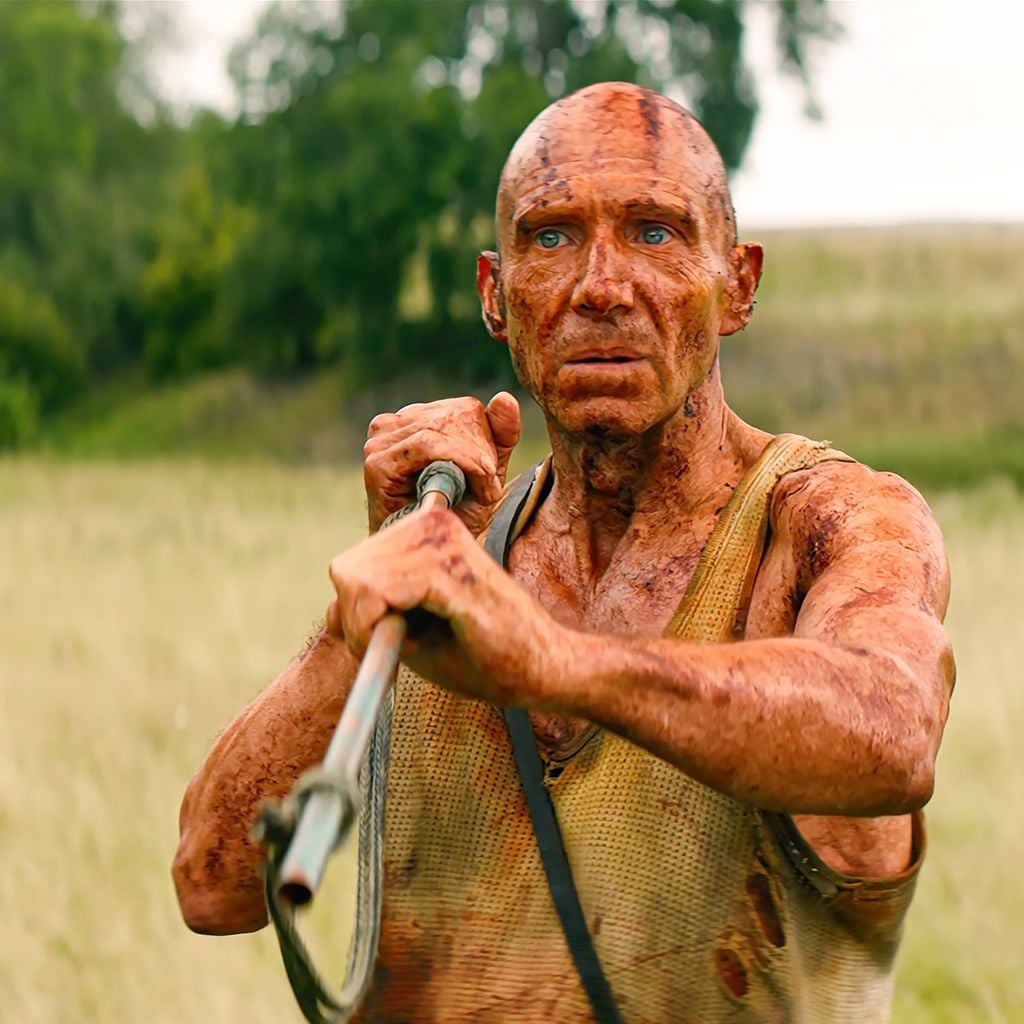 Szene aus "28 Years Later: The Bone Temple" mit Ralph Fiennes