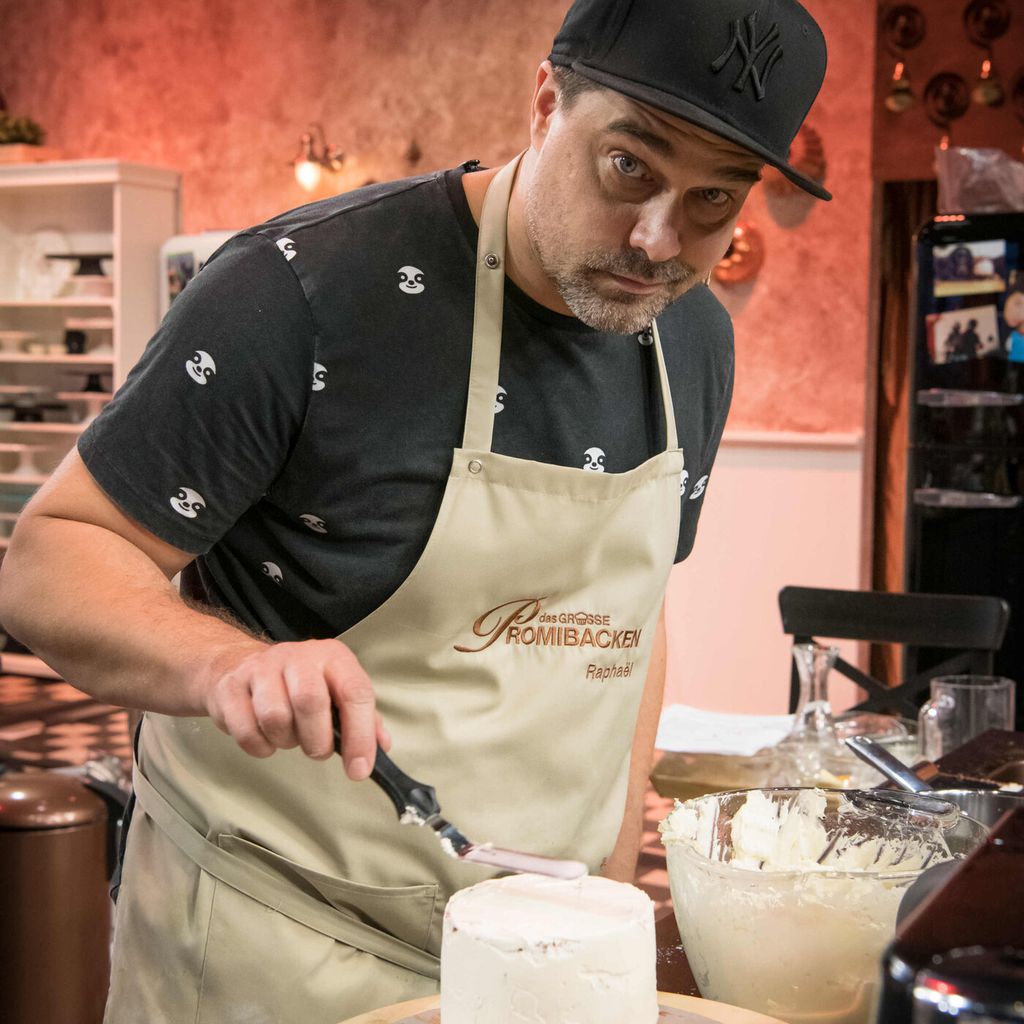 Raphaël Vogt bei "Das große Promibacken" 2020
