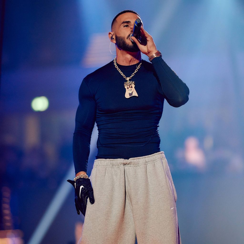 Shindy performt bei der Ringside Zone im SNP Dome Heidelberg